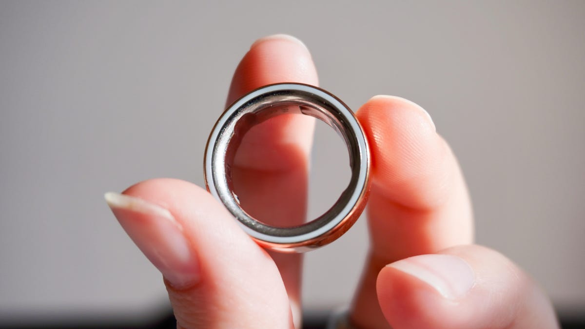 Free Simple Wearable Report turns Oura Ring exports into lab-style summaries for LLM analysis