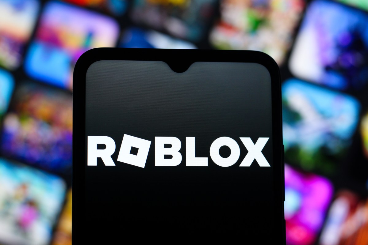 Roblox представляет новые инструменты для AI-помощника, которые помогут создавать игры